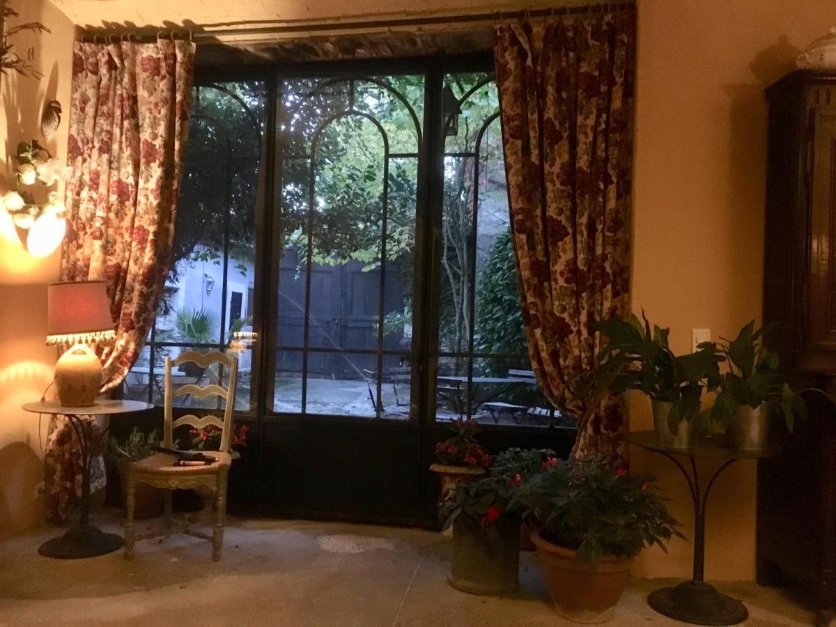 Campagne Baudeloup Bed and Breakfast LʼIsle-sur-la-Sorgue Buitenkant foto