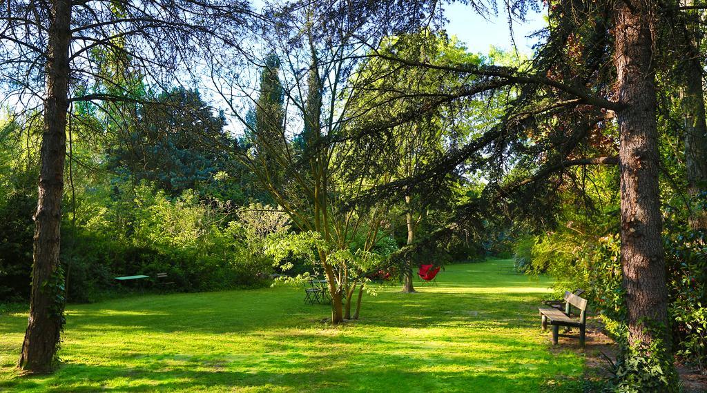 Campagne Baudeloup Bed and Breakfast LʼIsle-sur-la-Sorgue Buitenkant foto