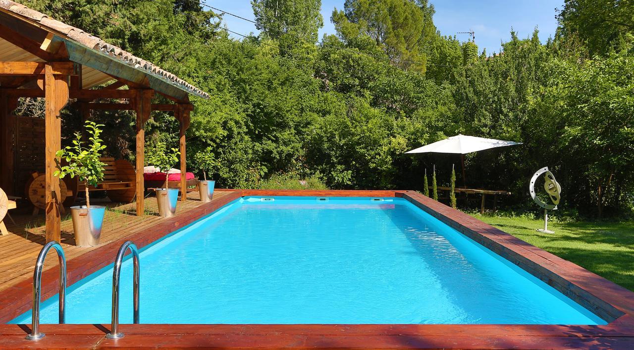 Campagne Baudeloup Bed and Breakfast LʼIsle-sur-la-Sorgue Buitenkant foto