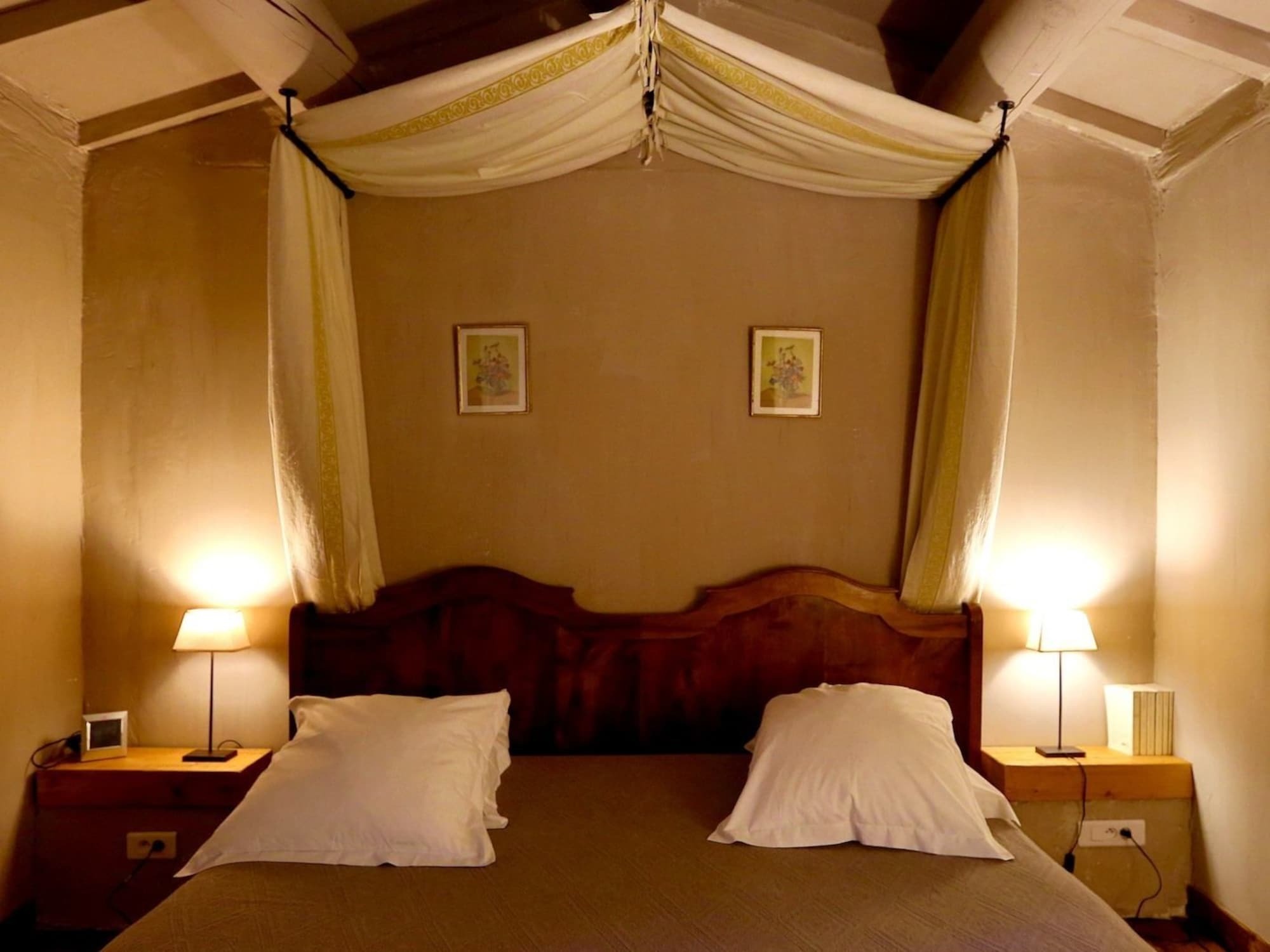 Campagne Baudeloup Bed and Breakfast LʼIsle-sur-la-Sorgue Buitenkant foto